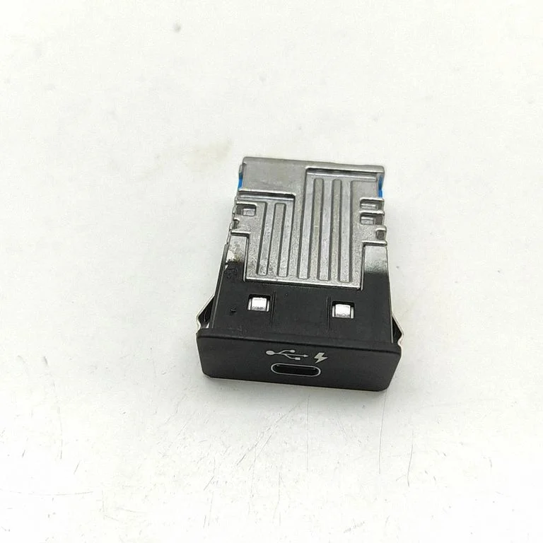 USB ligzda 8711939