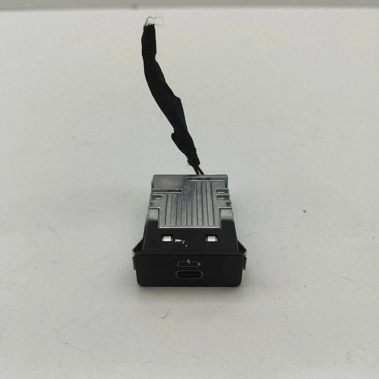 USB ligzda 5B51C70