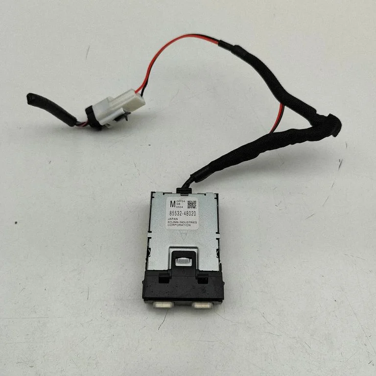 USB socket connector – Lexus RZ (2023-)