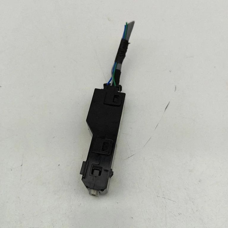 USB ligzda 8619046010
