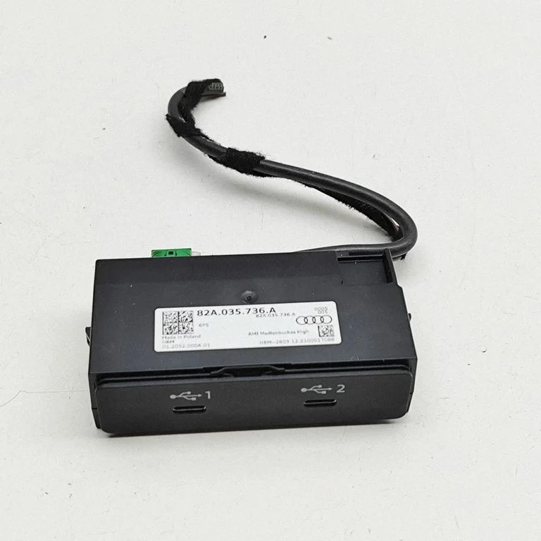 USB-pesa – Audi A3 8Y (2020-)