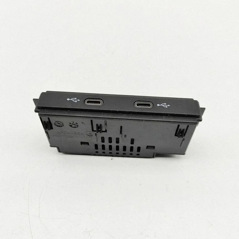 USB-pesa – Cupra Formentor (2020-)