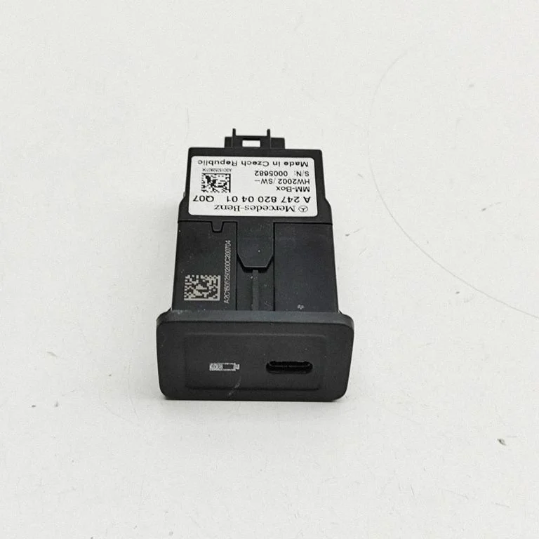 USB ligzda A2478200401