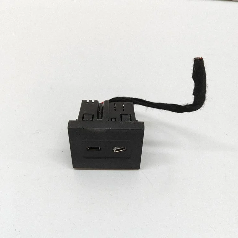 USB ligzda A2478208402