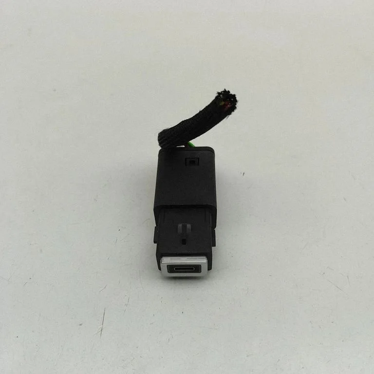 USB-pesa 9851608480