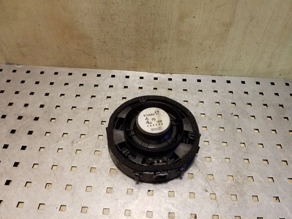 Esiukse kõlar(id) 8720A017