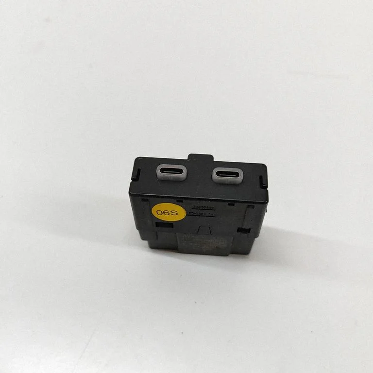 USB ligzda 3G5035718A