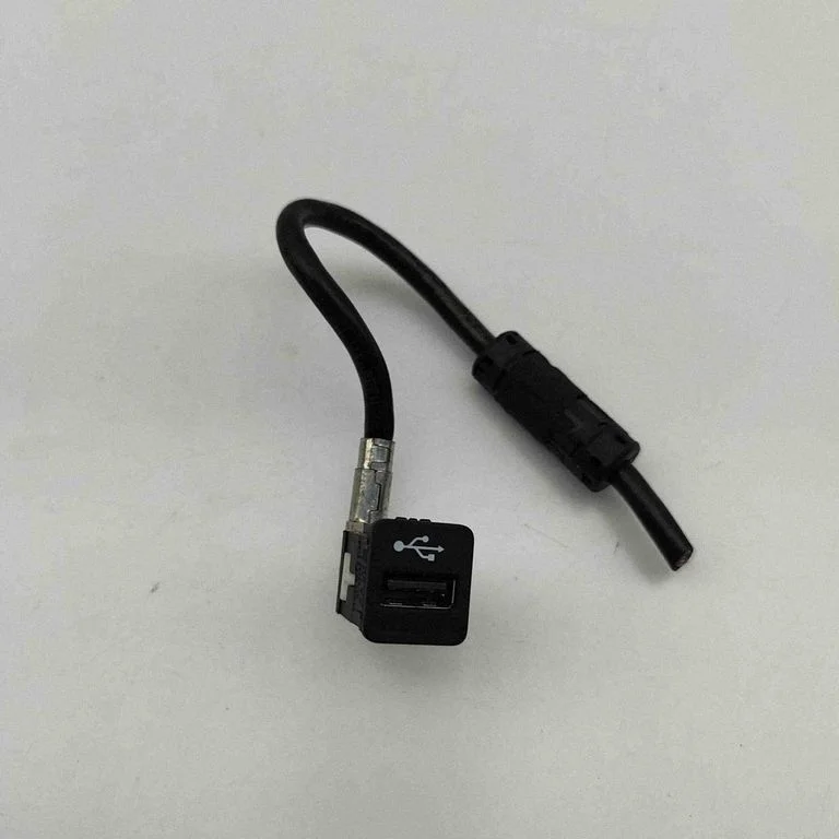 Gniazdo USB 9229294
