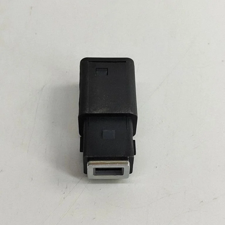 USB jungtis