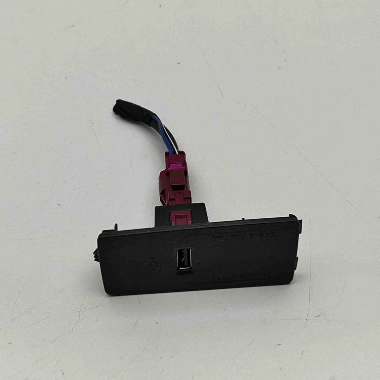 Gniazdo USB 31417508