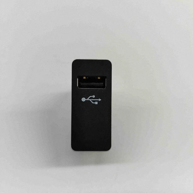 Gniazdo USB – BMW X2 F39 (2018-2023)