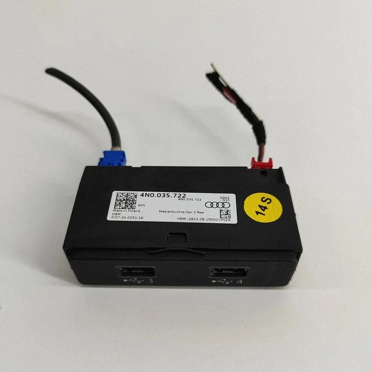 USB socket connector