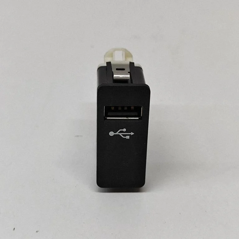 Gniazdo USB – BMW i3 (2013-)