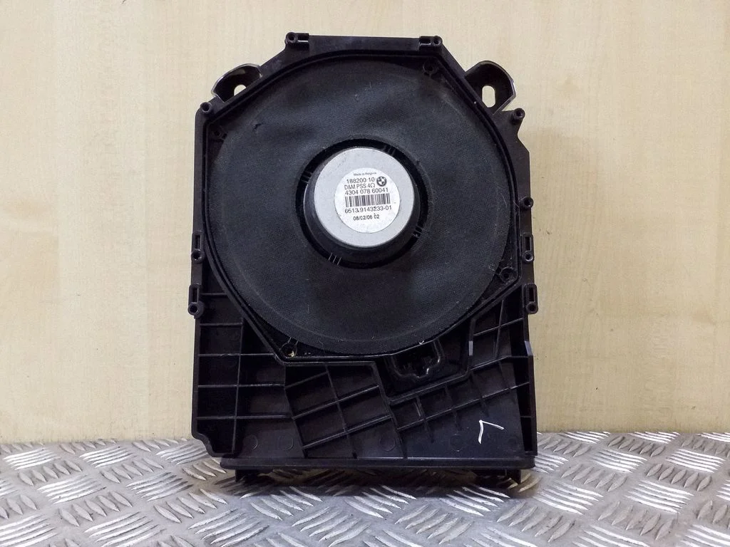 Subwoofer speaker 65139143233