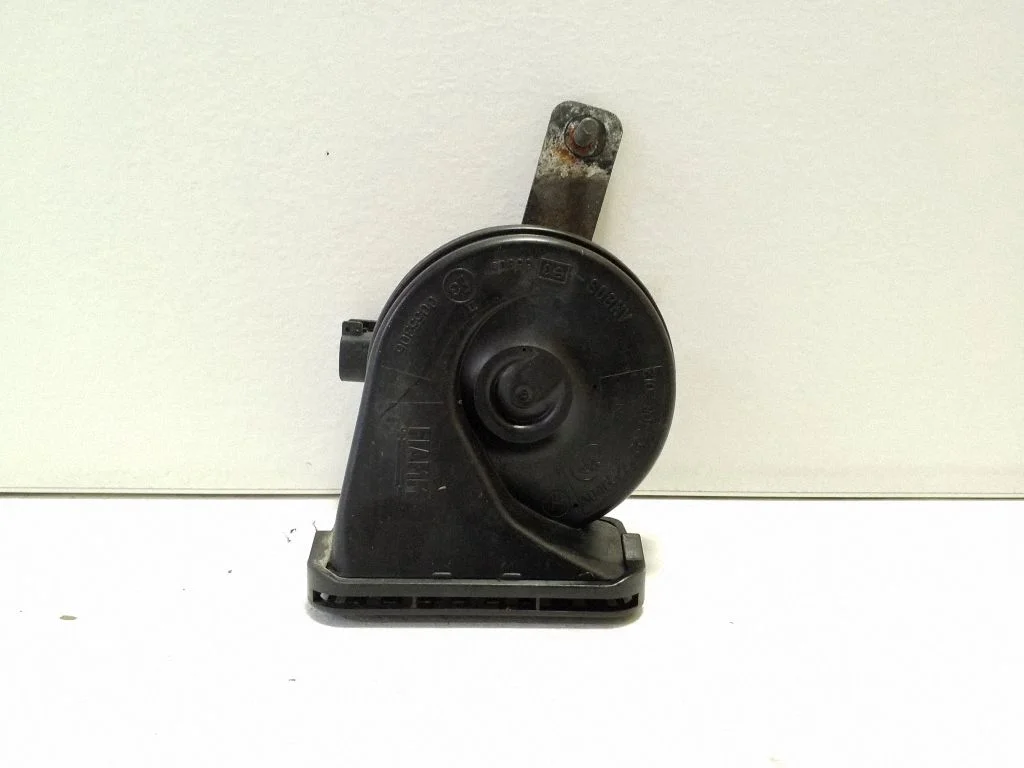 Horn signal – Jaguar XE (2015-)