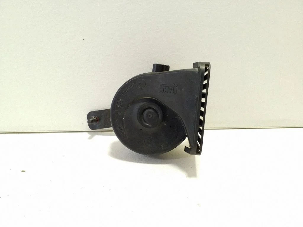Horn signal – Jaguar XE (2015-)