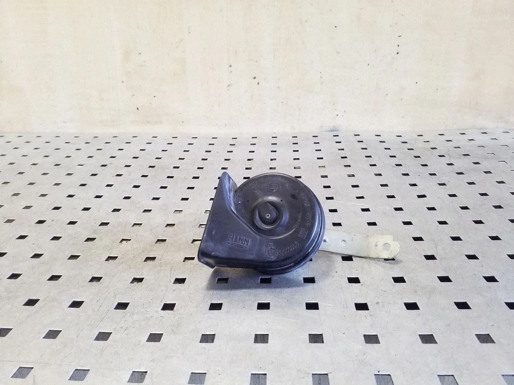 Horn signal – Mini Cooper Countryman R60 (2011-2016)