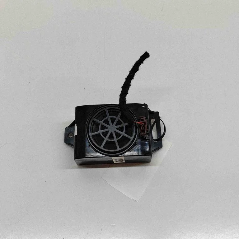 Parkimisandurite (PDC) kõlar – Porsche Taycan 9J1 (2019-)