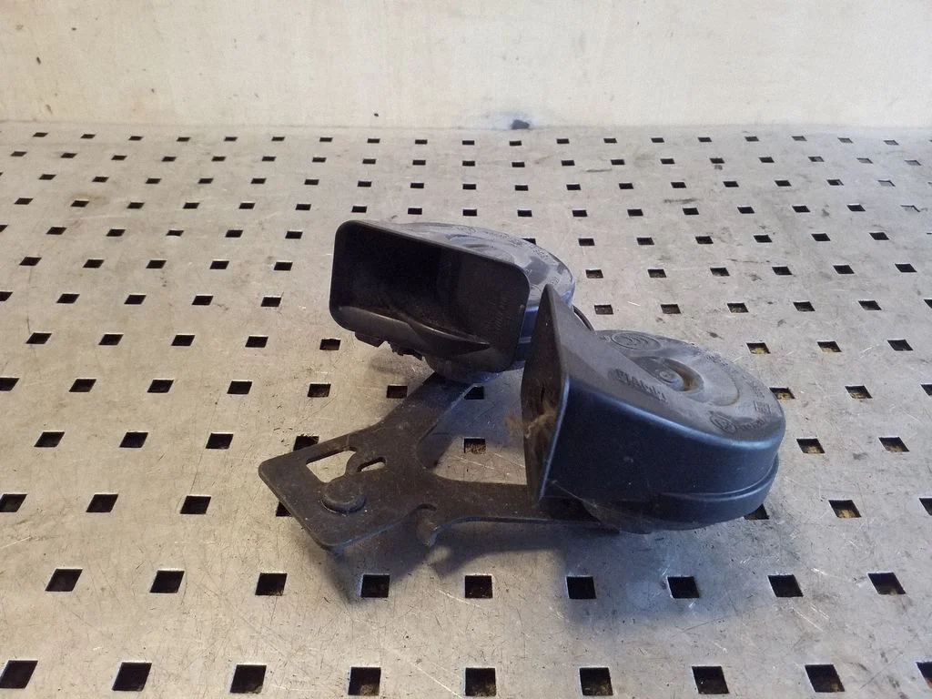 Horn signal – Renault Scenic III - Grand scenic III (2009-2016)