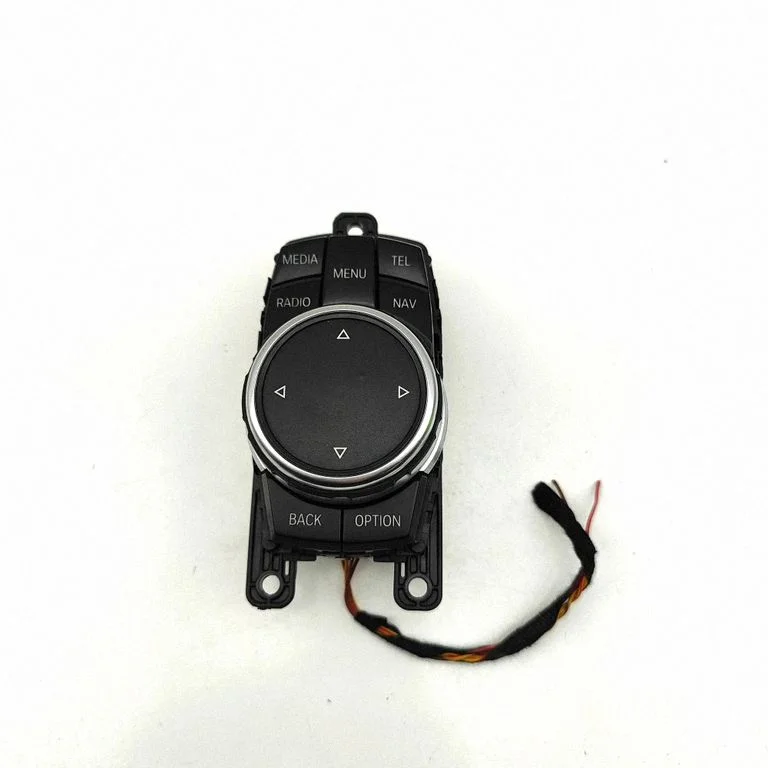 Head unit multimedia control 9350731