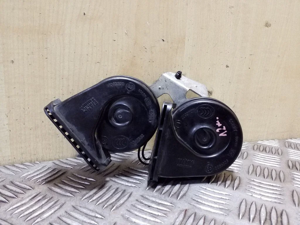 Signaalpasun BM5T13A803AB