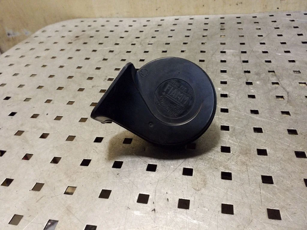 Horn signal A73345