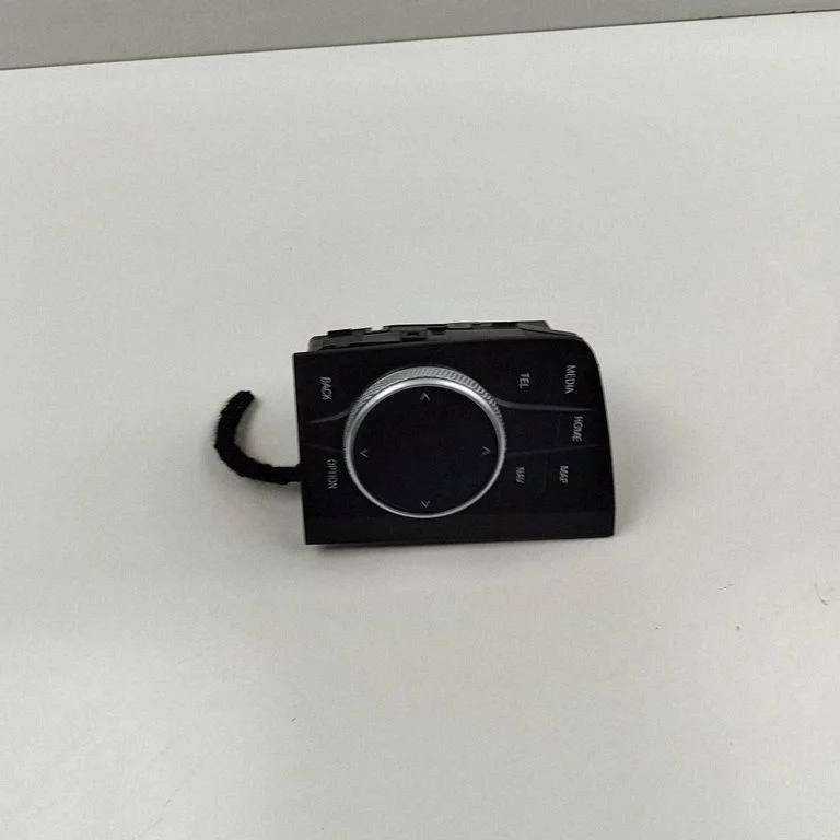 Multimediju kontrolieris – BMW 3. sērija G20 G21 (2019-)