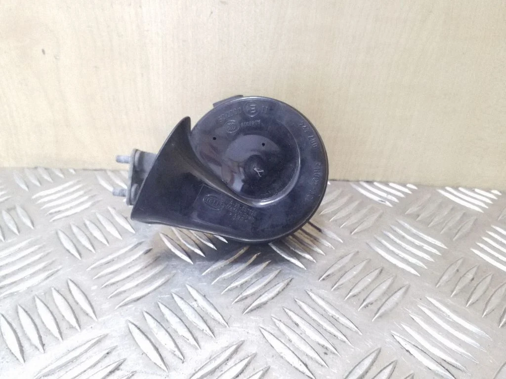 Horn signal – Volkswagen Eos (2006-2010)