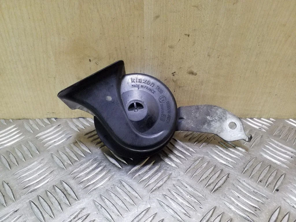 Horn signal 0092018 – Mazda 3 I (2003-2006)