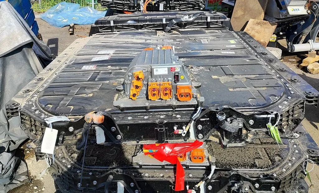 Hibrido/ elektromobilio akumuliatorius