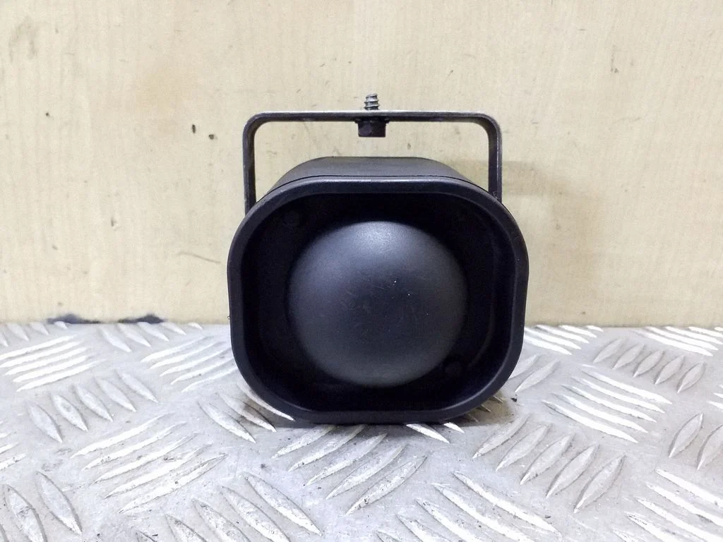 Alarm system siren – Volkswagen Touareg I (2002-2010)