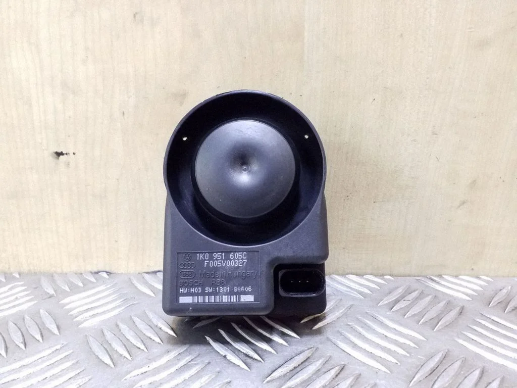Alarm system siren 1K0951605C