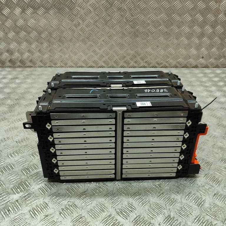 Hibrīda/elektromobiļa akumulators 375J3G7521