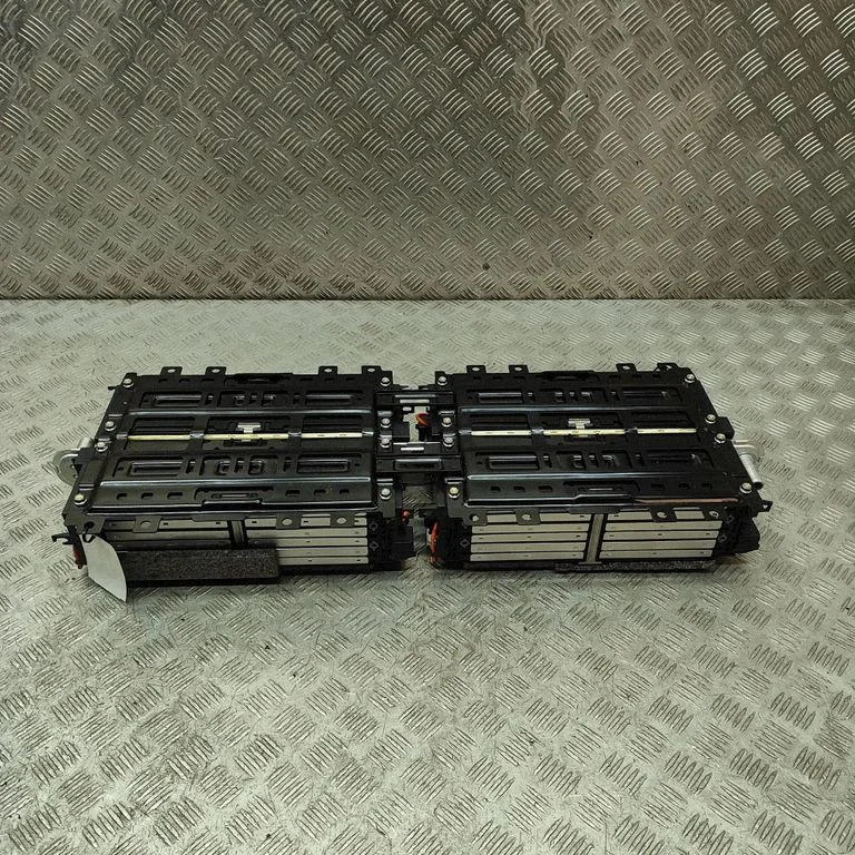 Hibrīda/elektromobiļa akumulators 375J1G7521