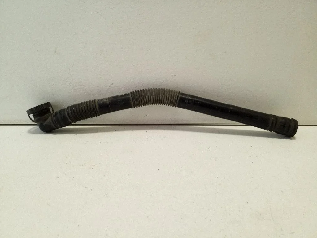 Kartera ventilācija/caurulīte(-s)/šļūtene(-s) – Volkswagen Passat B6 (2005-2010)