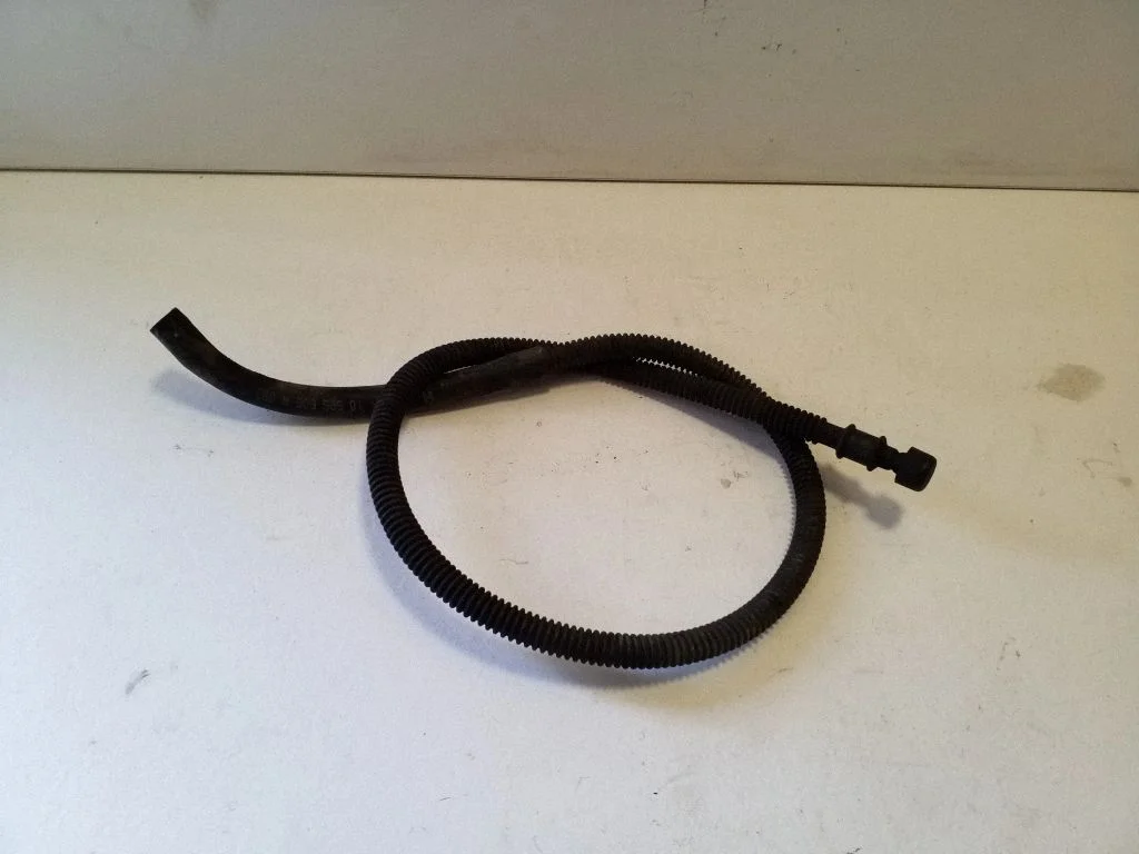 Kartera ventilācija/caurulīte(-s)/šļūtene(-s)
