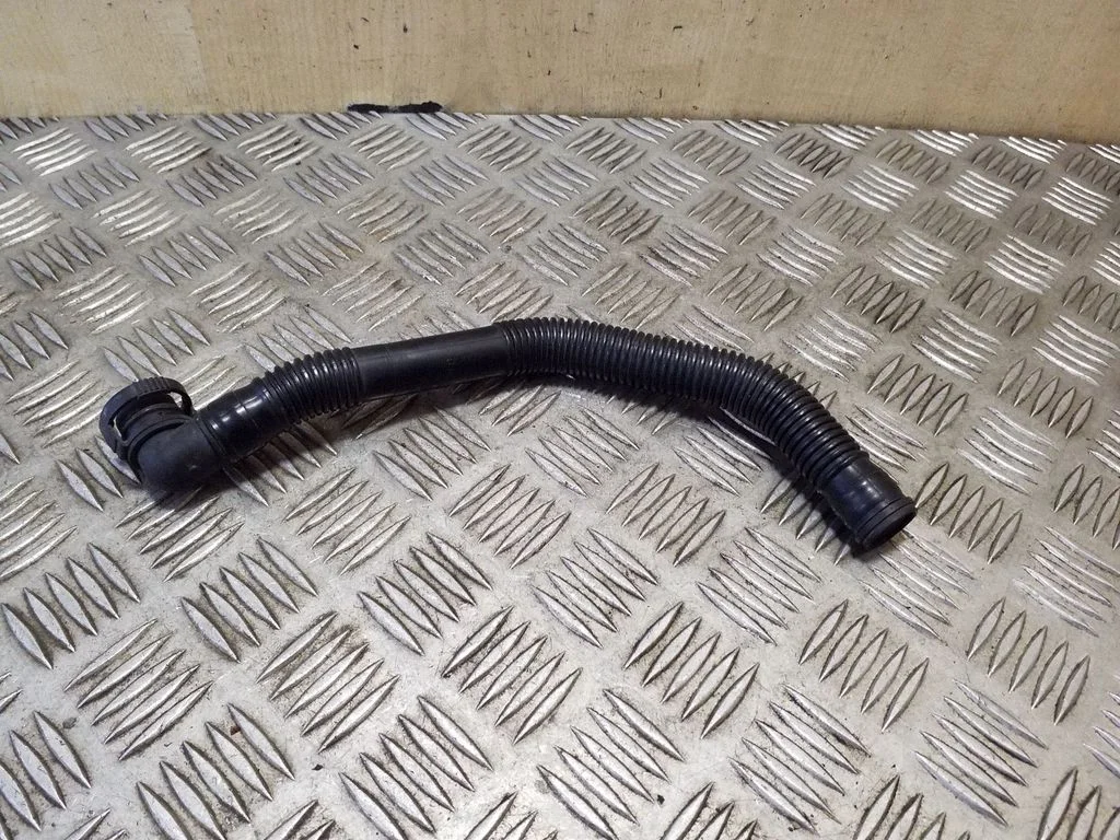 Breather/breather pipe/hose – Audi TT TTS Mk2 (2006-2014)
