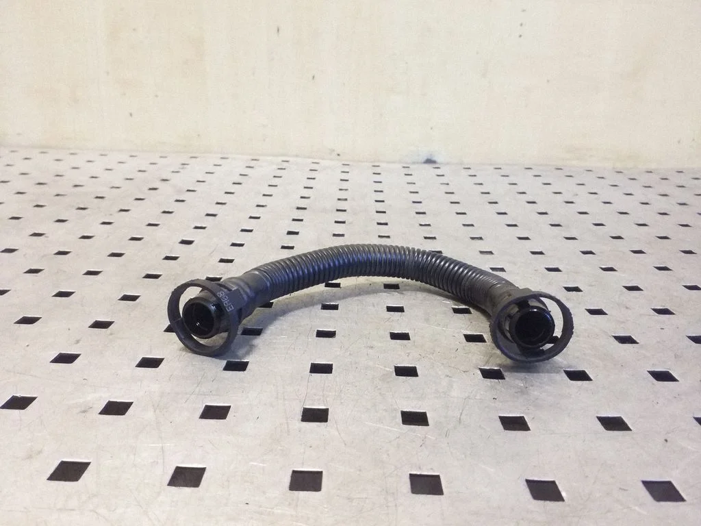 Breather/breather pipe/hose – Skoda Octavia Mk2 (1Z) (2004-2013)