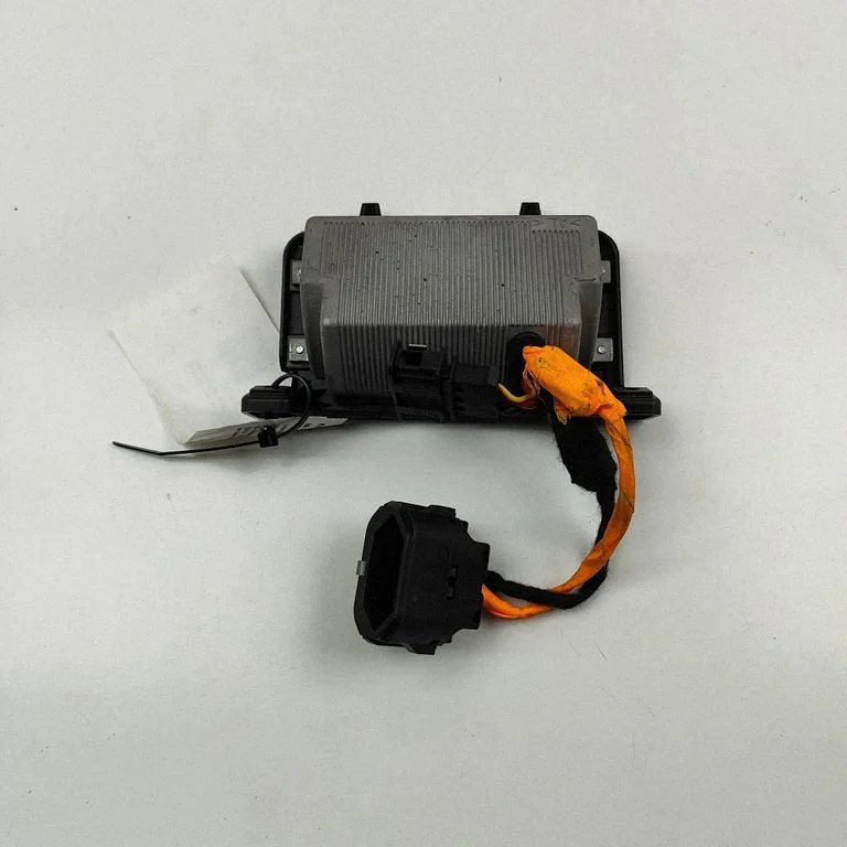 Voltage converter inverter – Skoda Octavia Mk3 (5E) (2013-2019)