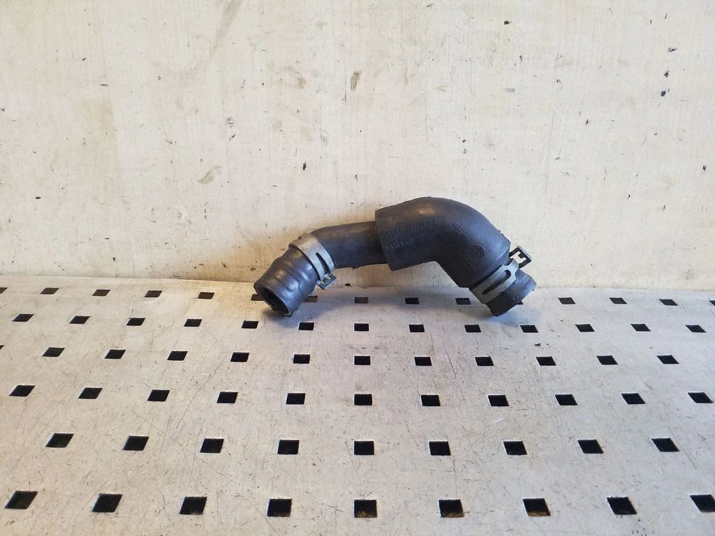 Breather/breather pipe/hose A6400100382