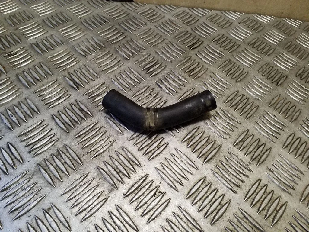 Breather/breather pipe/hose