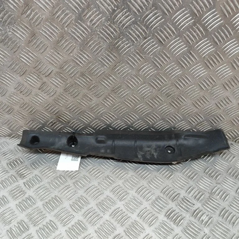 Spārna nobeiguma apdare 8W6821112