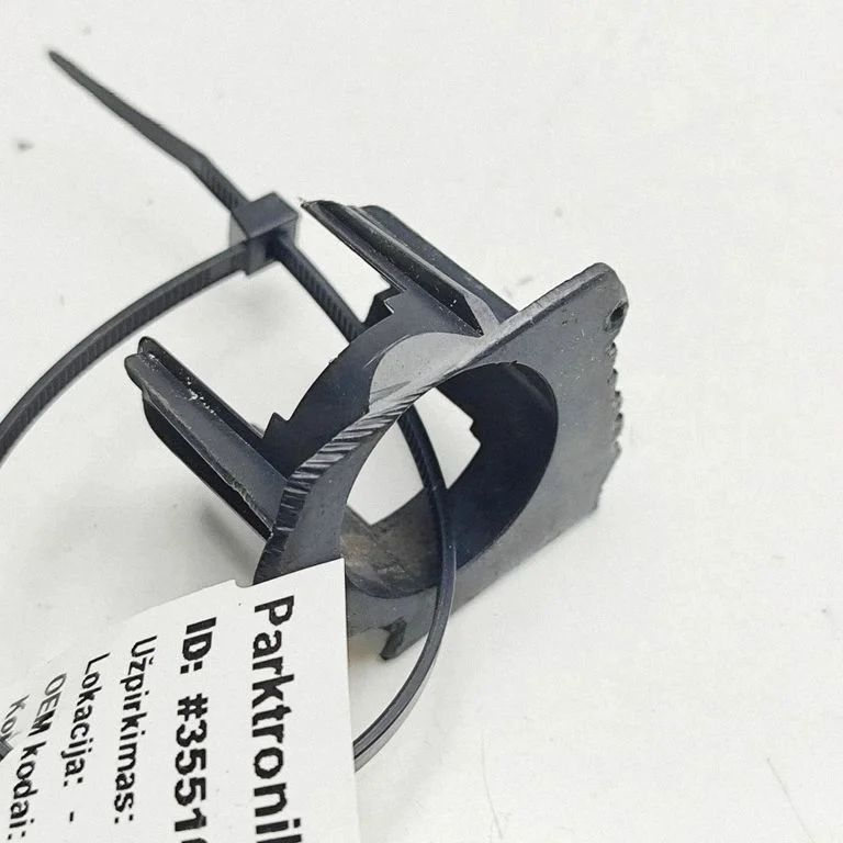 Front parking sensor holder (PDC) 109746500A