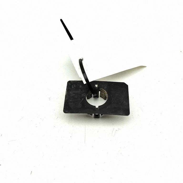 Eesmise parkimisanduri (PDC) hoidik 5LA919486A