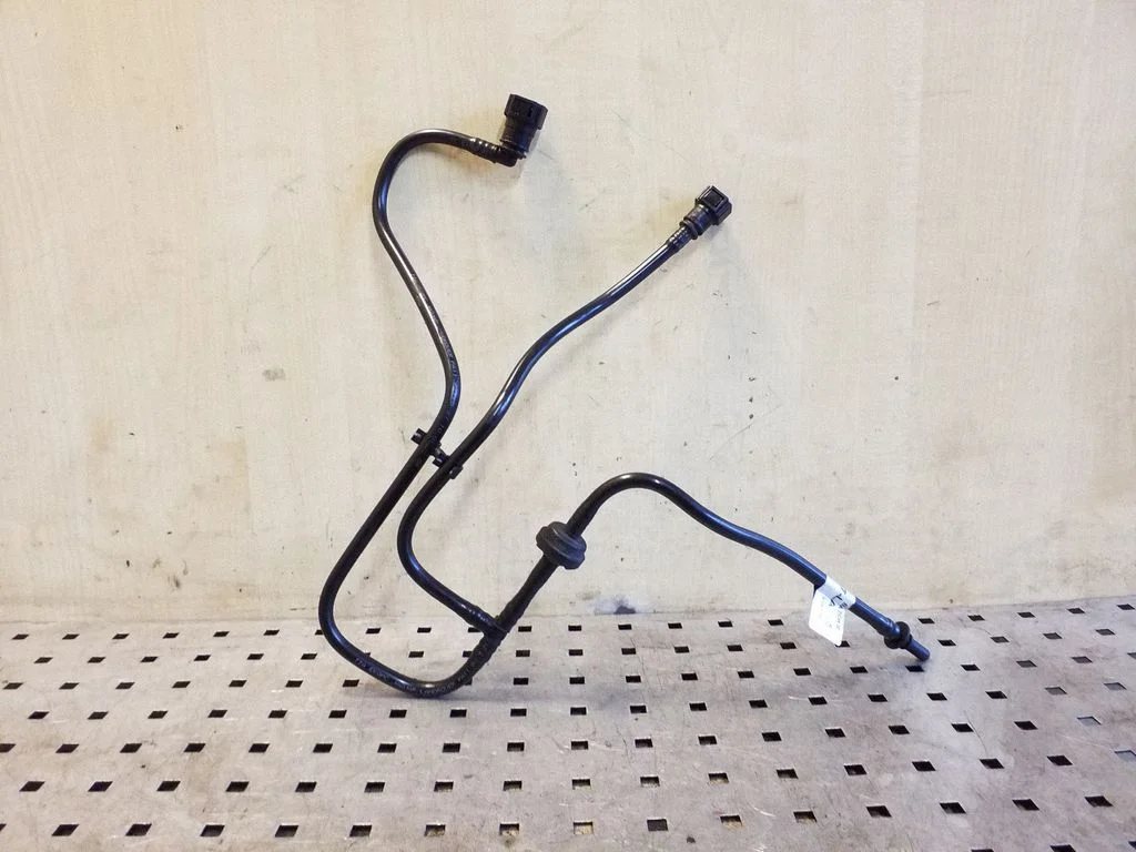 Vacuum line/pipe/hose – Land Rover Discovery 3 - LR3 (2005-2009)