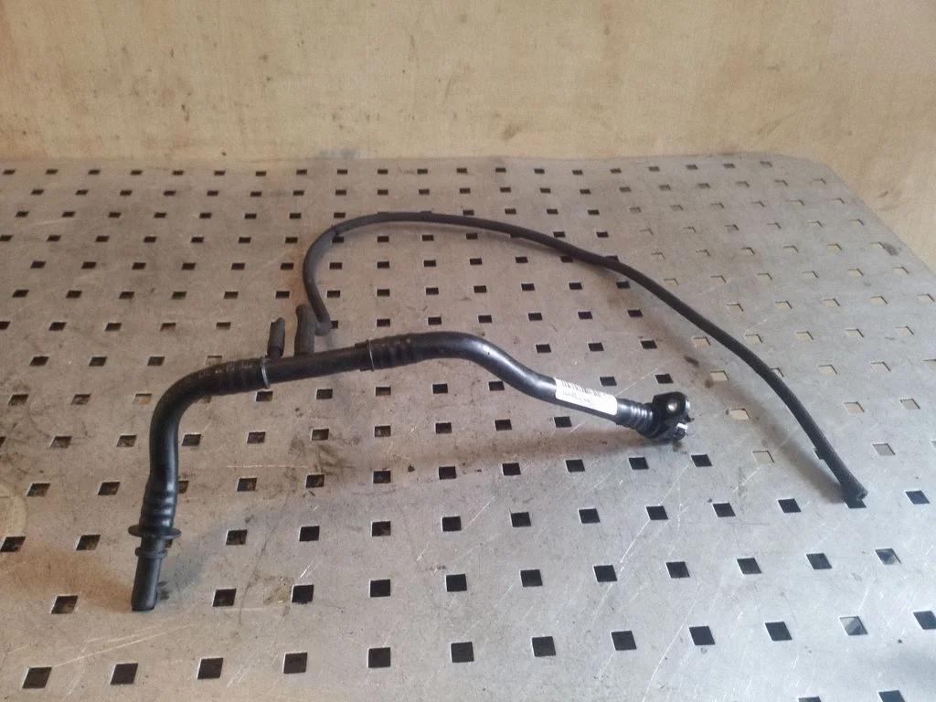 Vacuum line/pipe/hose 850821502