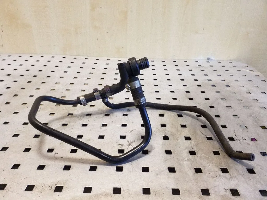 Vacuum line/pipe/hose