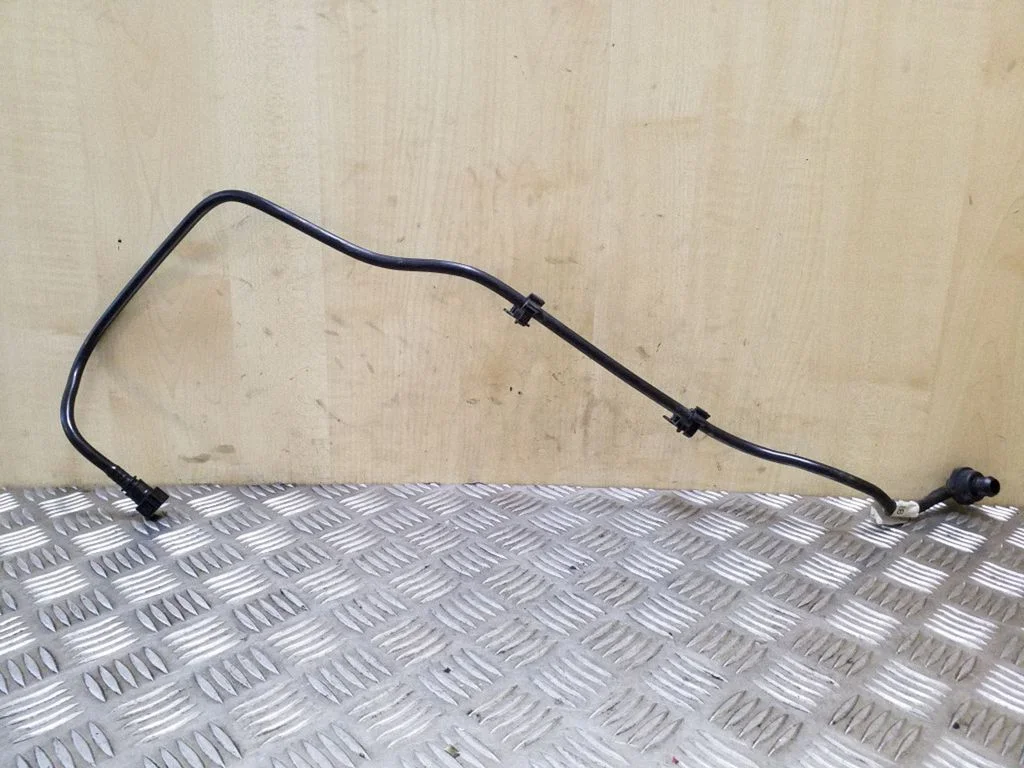 Vaakumtoru(d)/-voolik(ud)