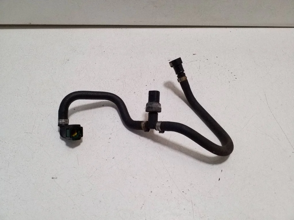 Fuel line/pipe/hose – Mercedes-Benz Vito Viano W447 (2014-)