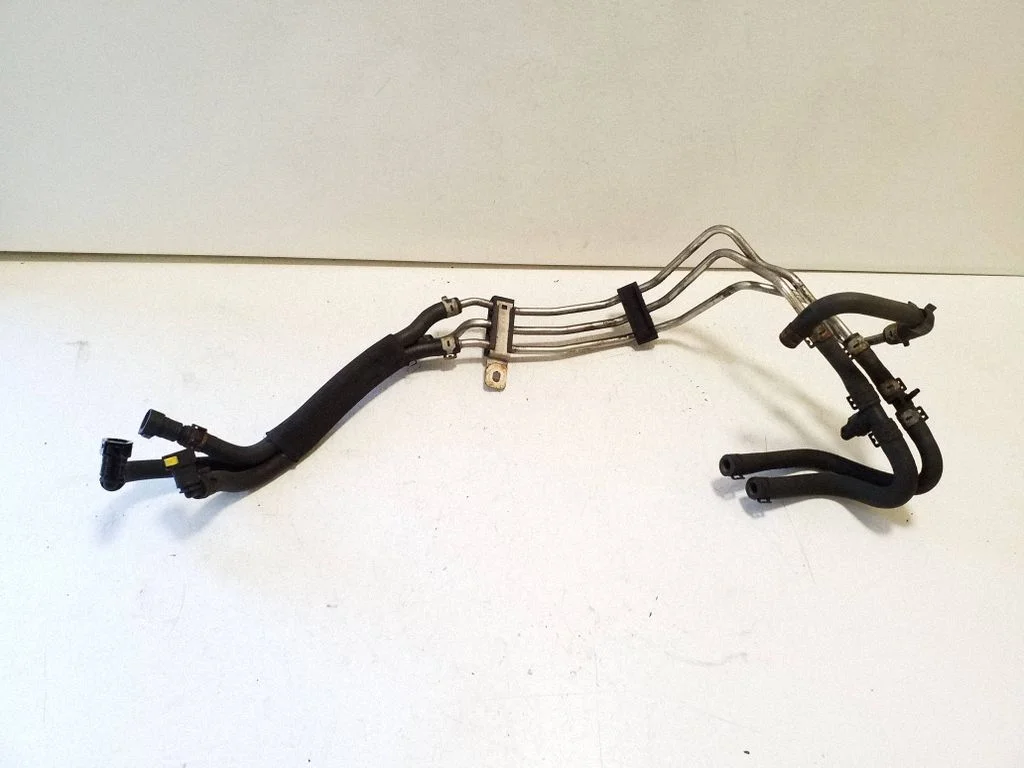 Fuel line/pipe/hose 2E0130308K